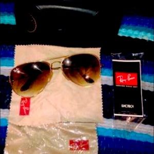 Ray ban aviators